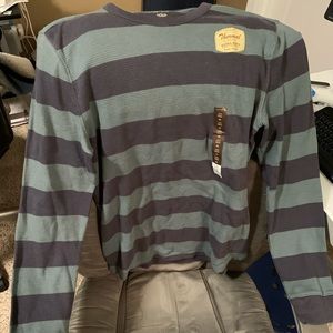 Men’s long sleeved striped crew.